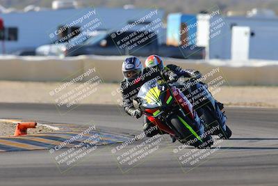 media/Dec-18-2022-SoCal Trackdays (Sun) [[8099a50955]]/Turn 2 (950am)/